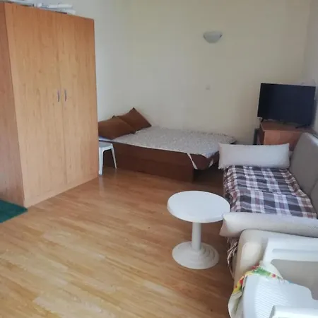 Guest house 2 Студиа В Равда